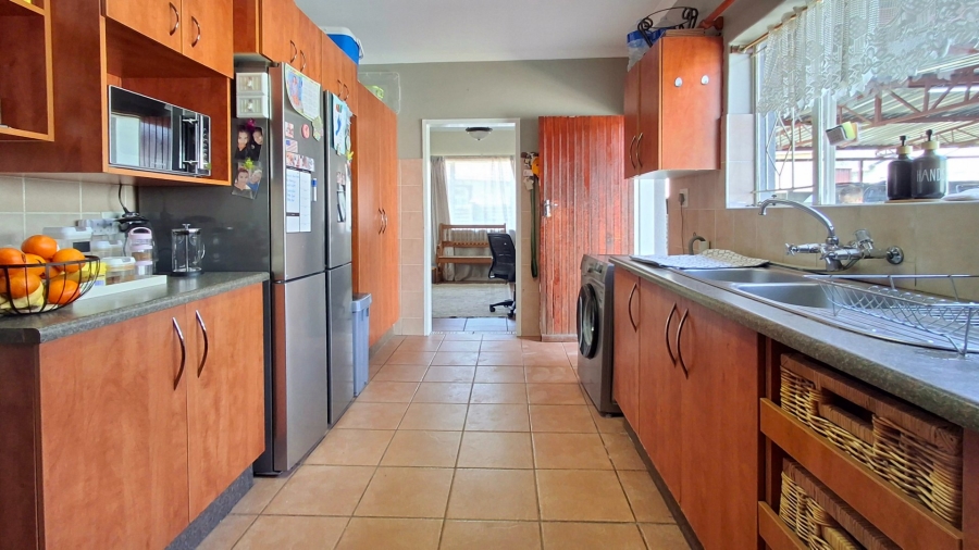 3 Bedroom Property for Sale in Sasolburg Ext 11 Free State